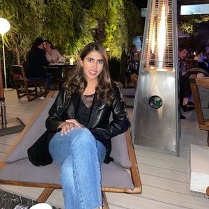 Meet your Posher, Iman